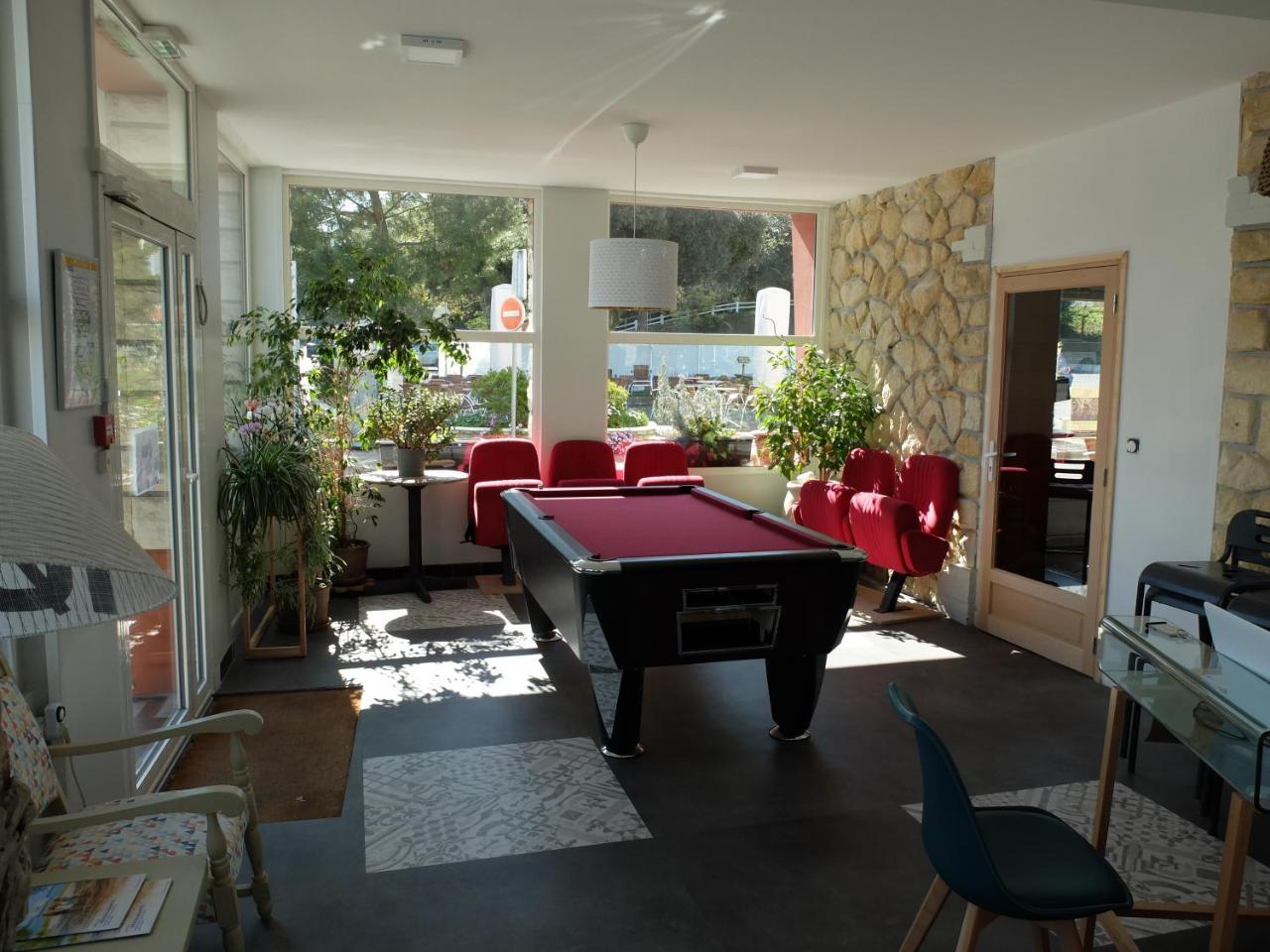 Hotel Les Pins Saint-Trojan-les-Bains Exterior foto